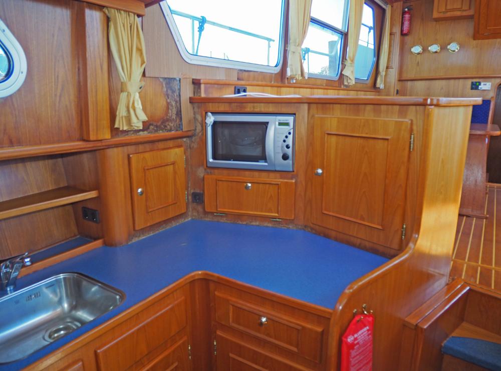 Vorschiff, Innenausstattung